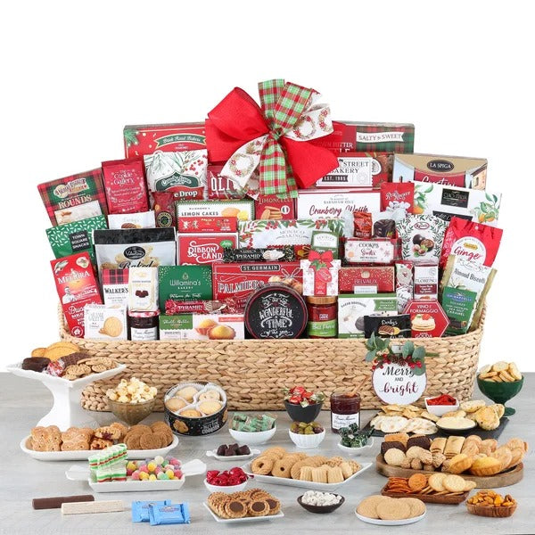 1359733-the-ultimate-holiday-gift-basket-thankfullyyours