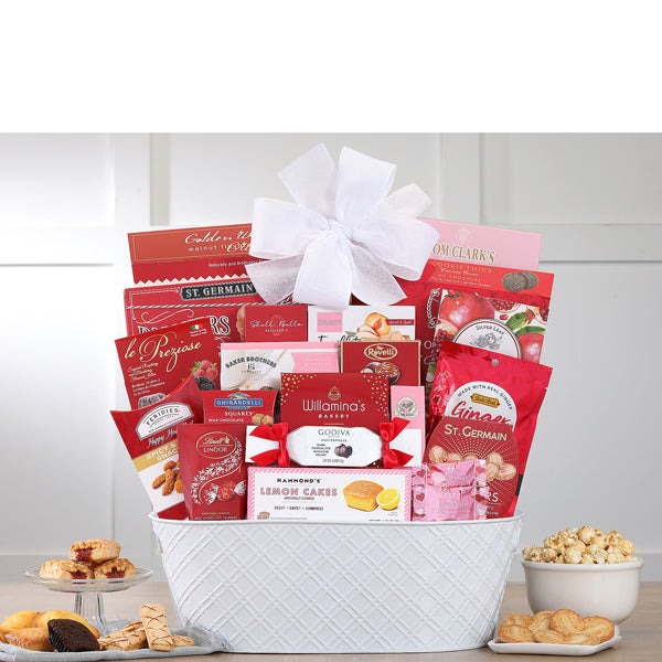 533-sweets-for-everyone-gift-basket-thankfullyyours
