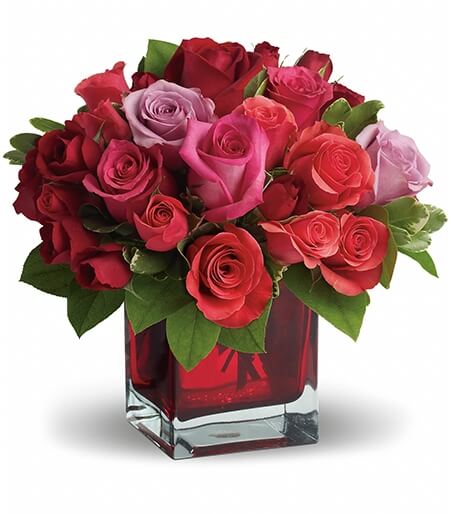 T9-3A-madly-in-love-floral-arrangement-thankfullyyours-thankfully-yours
