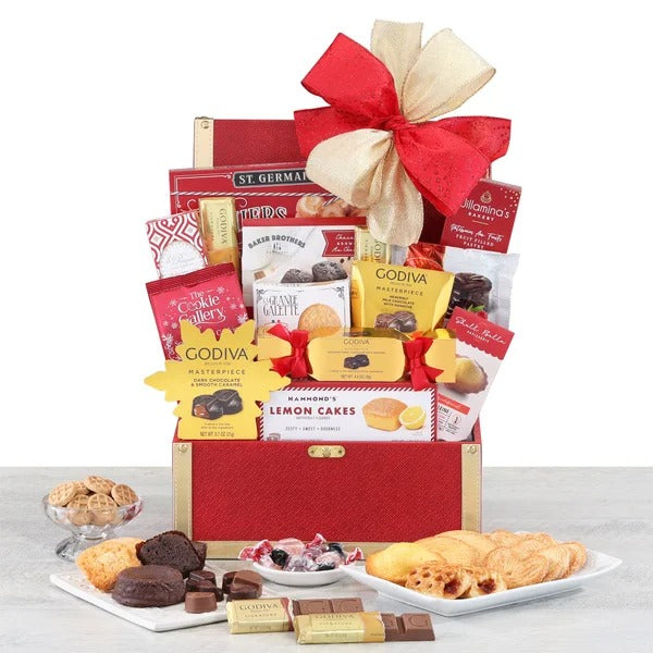 1265844-godiva-golden-holiday-trunk-thankfullyyours