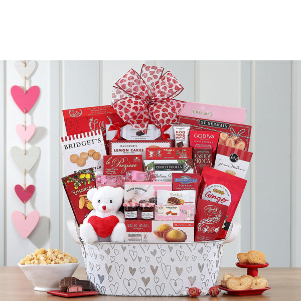 208-valentines-day-bear-hugs-chocolate-and-sweets-thankfullyyours